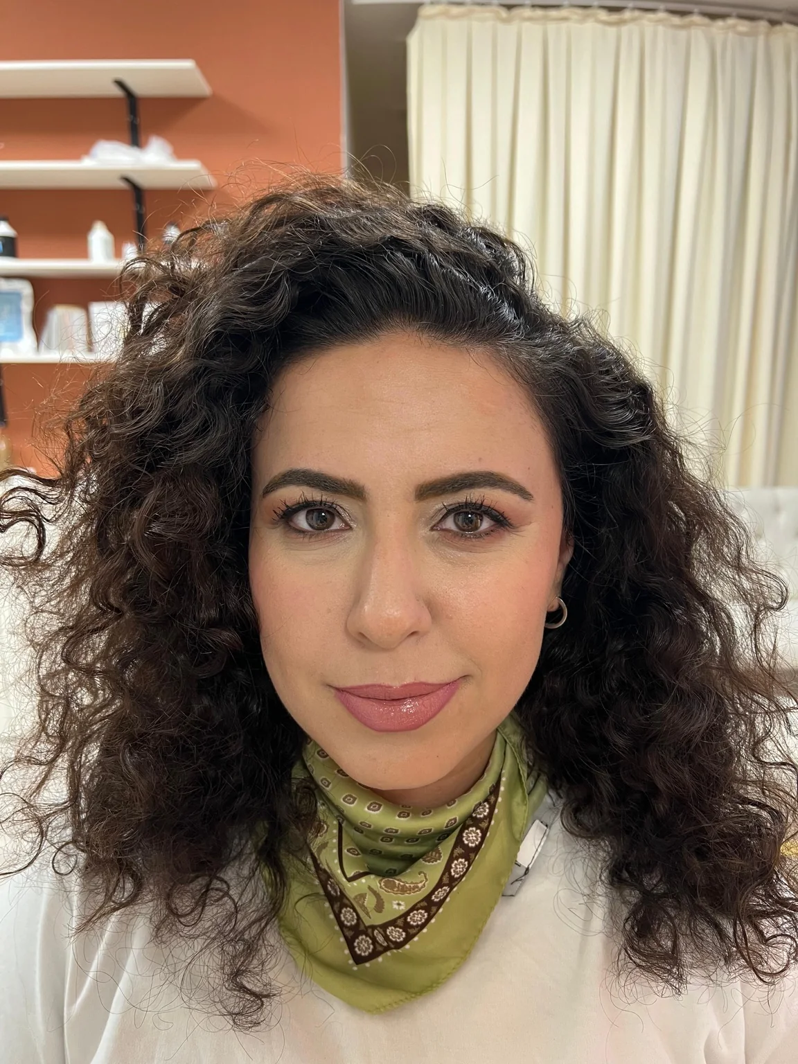 Kibele Beauty Studio saç şekillendirme